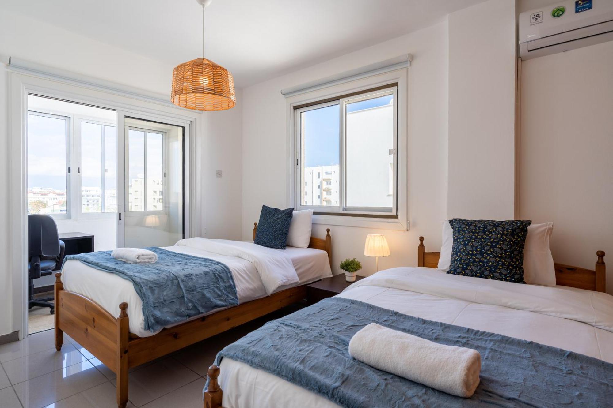 Jayde 2-Bedroom Apartment In Larnaca Eksteriør billede